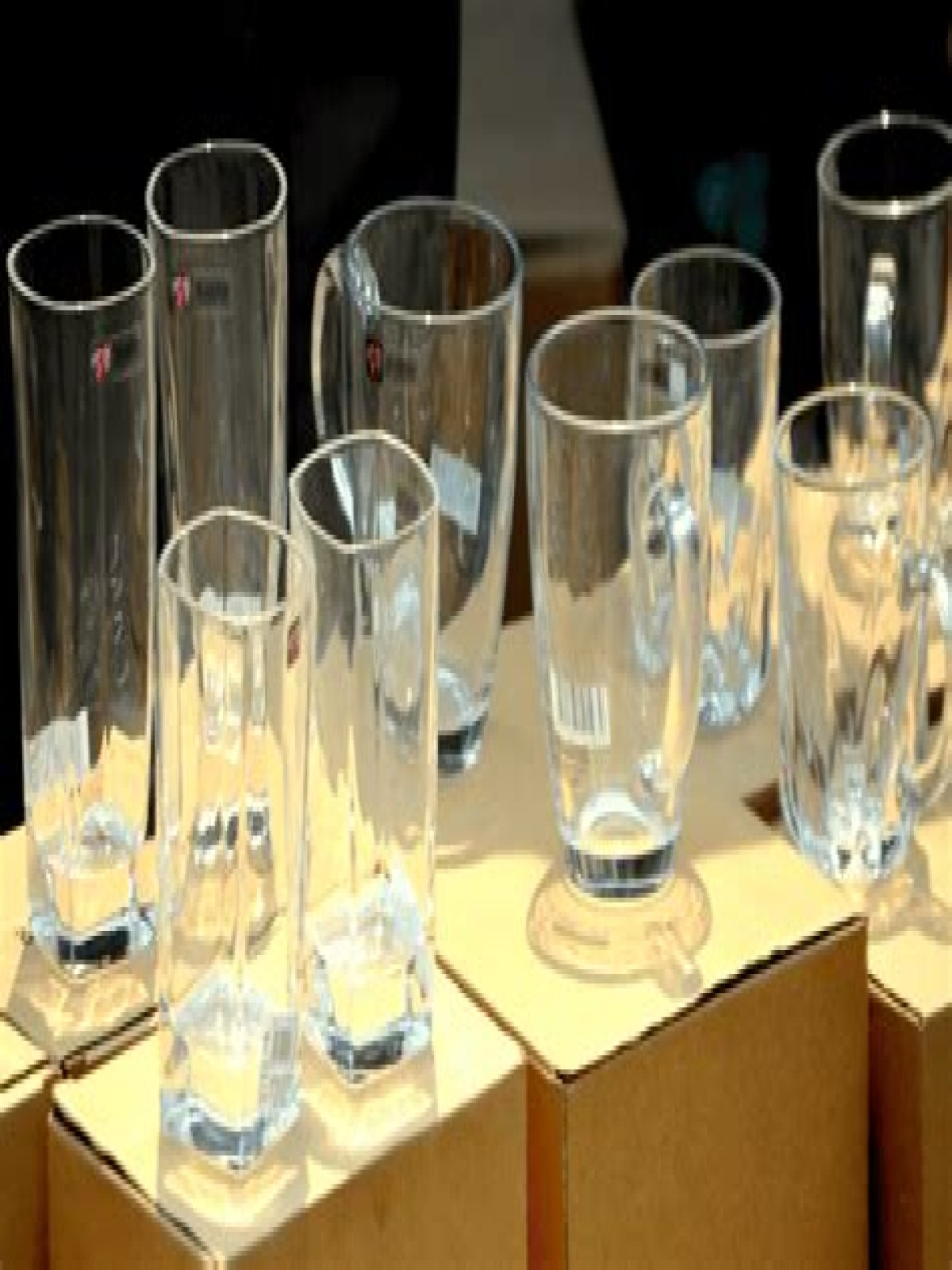 How much does it cost to ship glassware