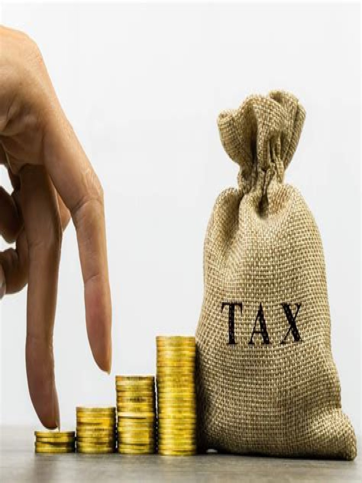 How much tax do you pay on savings bonds?